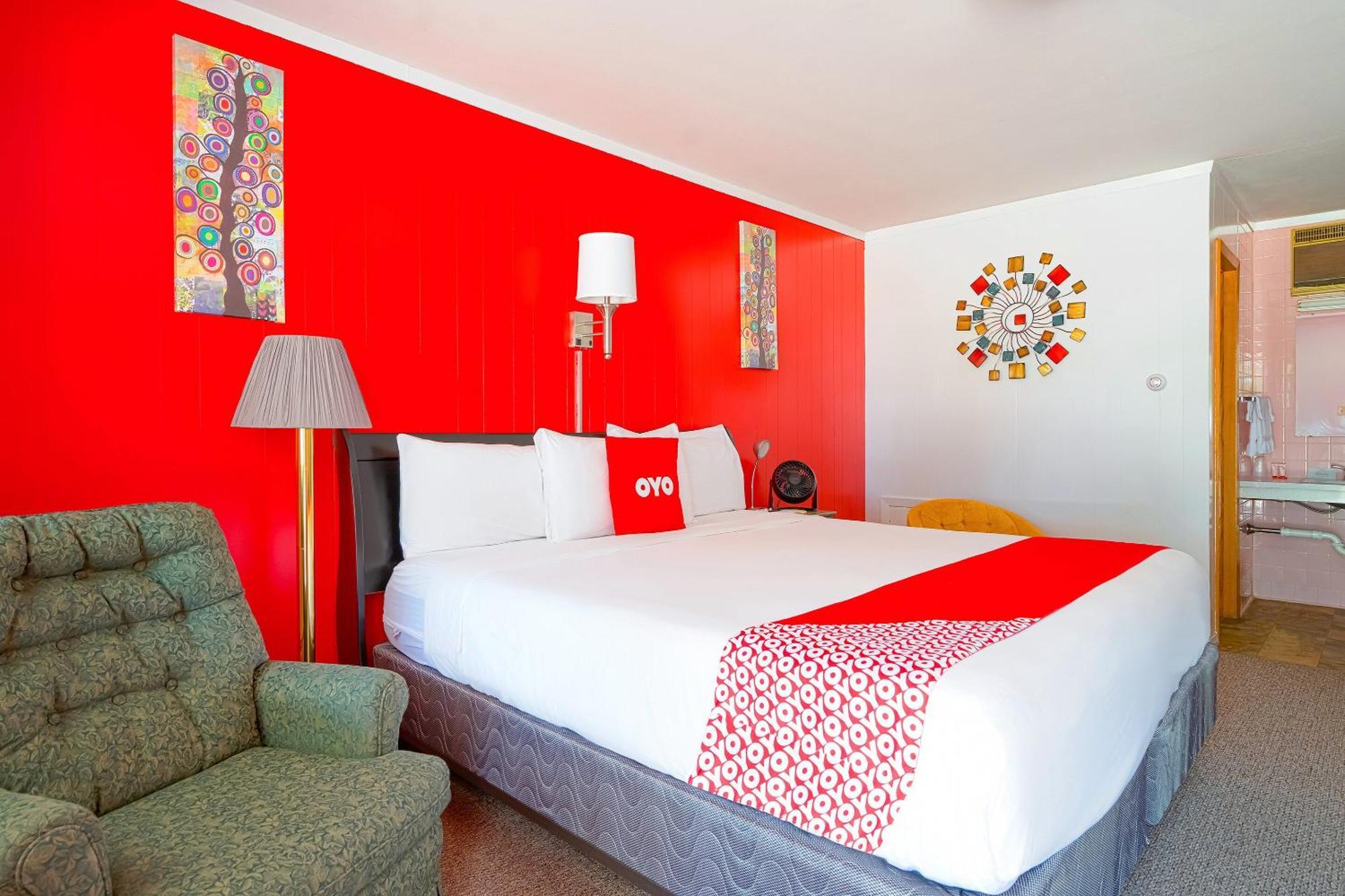 Oyo Hotel Lamberton Hwy 14 Esterno foto