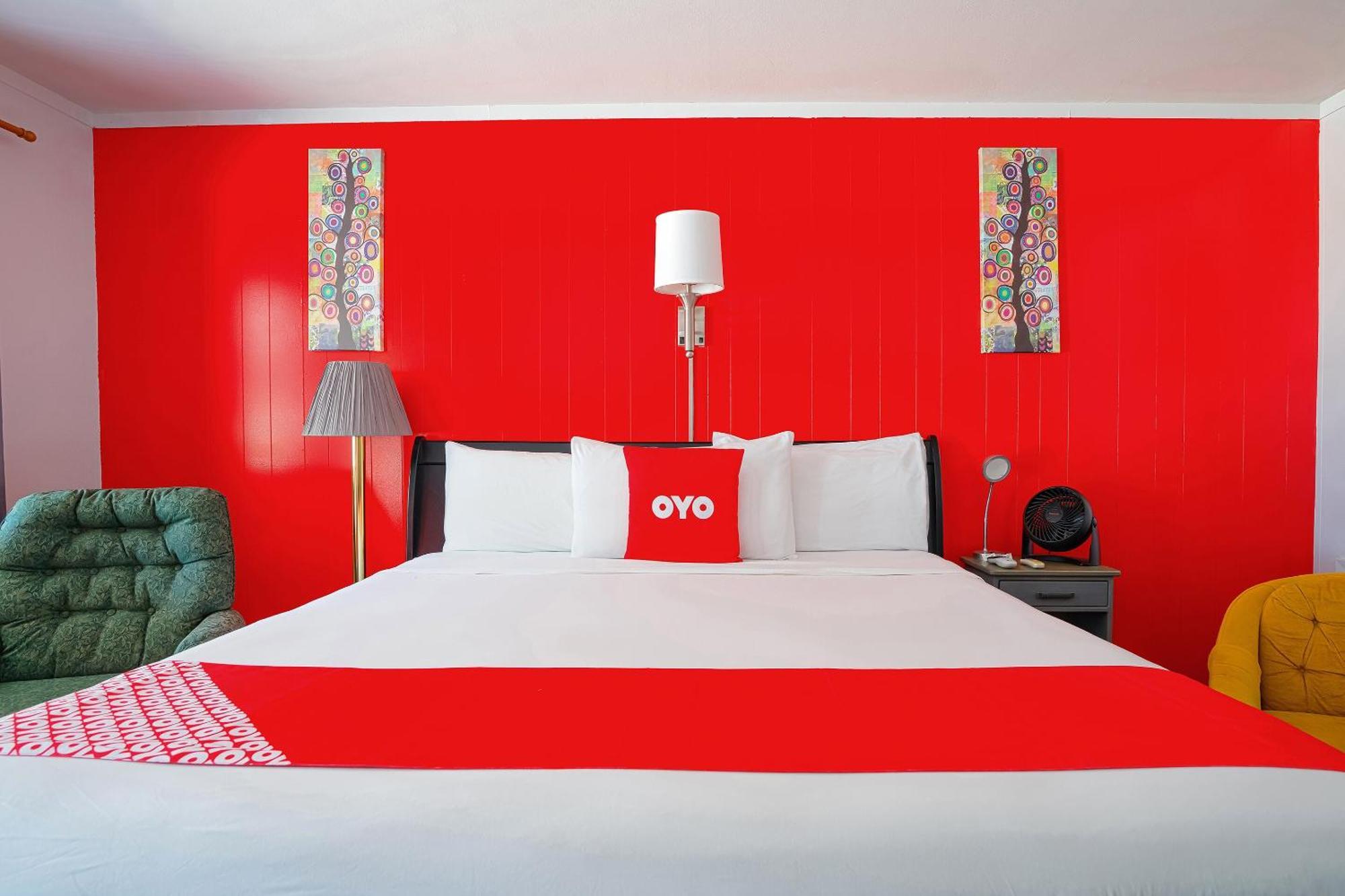 Oyo Hotel Lamberton Hwy 14 Esterno foto