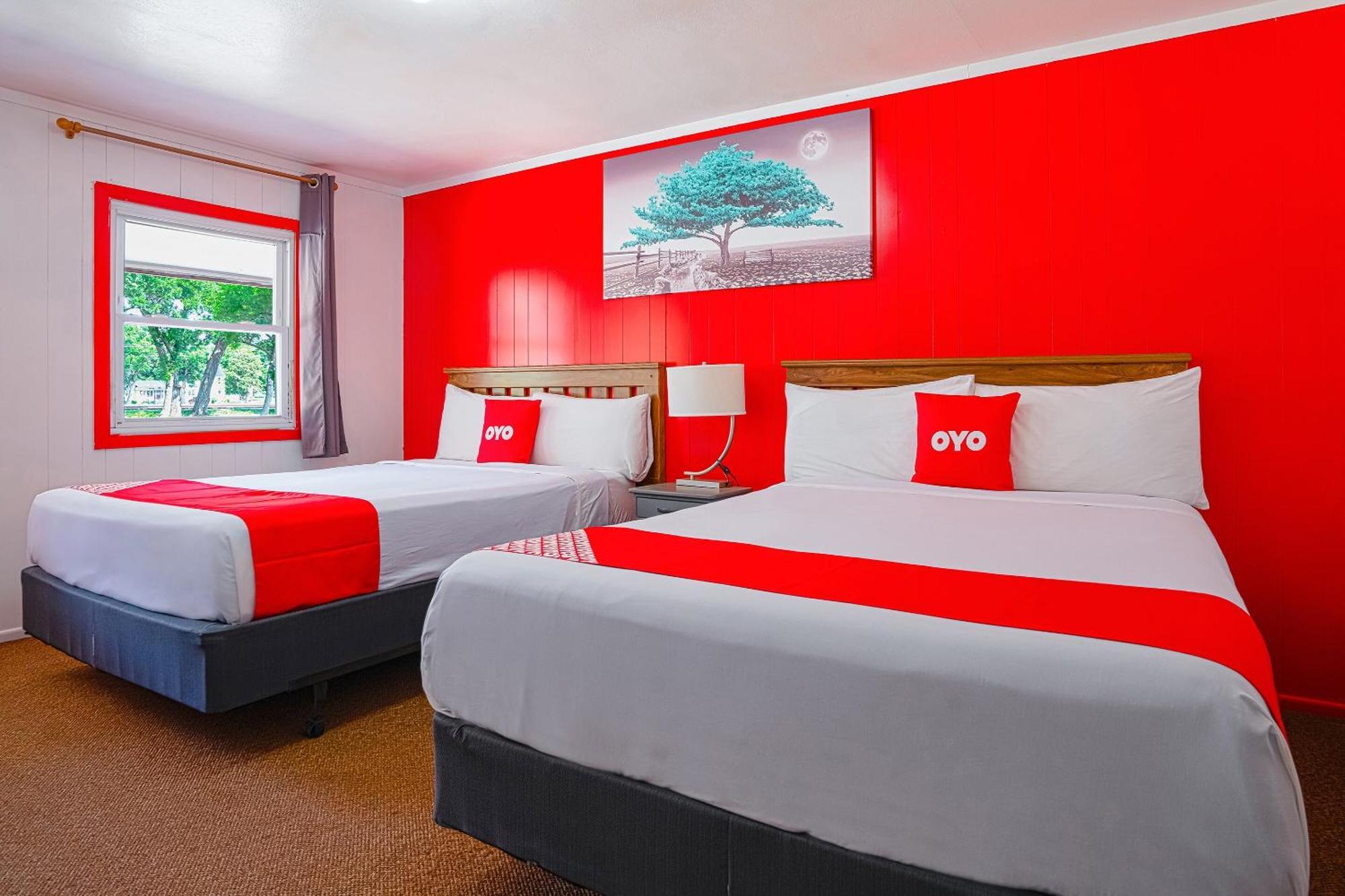 Oyo Hotel Lamberton Hwy 14 Esterno foto